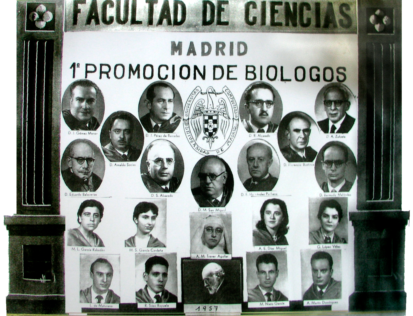 Orla de la Primera Promoción de Biólogos (Facultad de Ciencias, 1957)